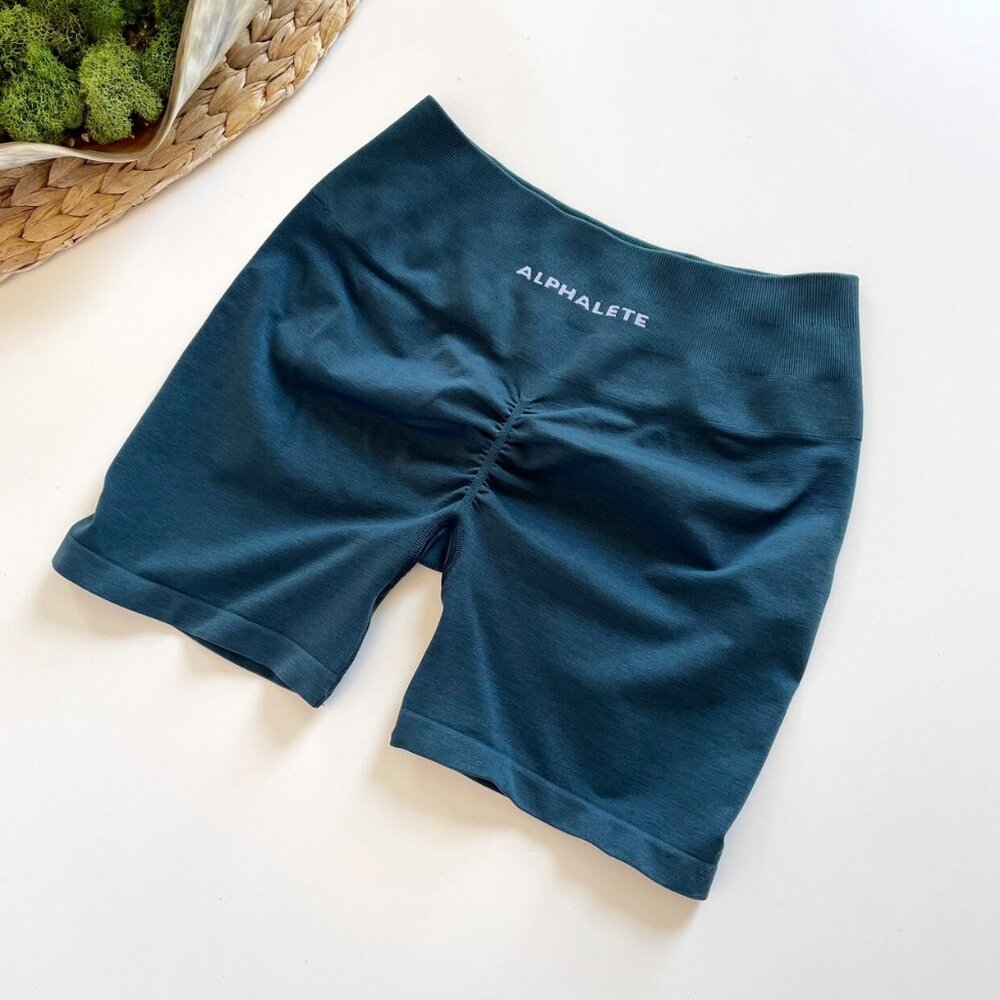 • Alphalete Midnight Green Amplify 4.5” Biker Shorts •